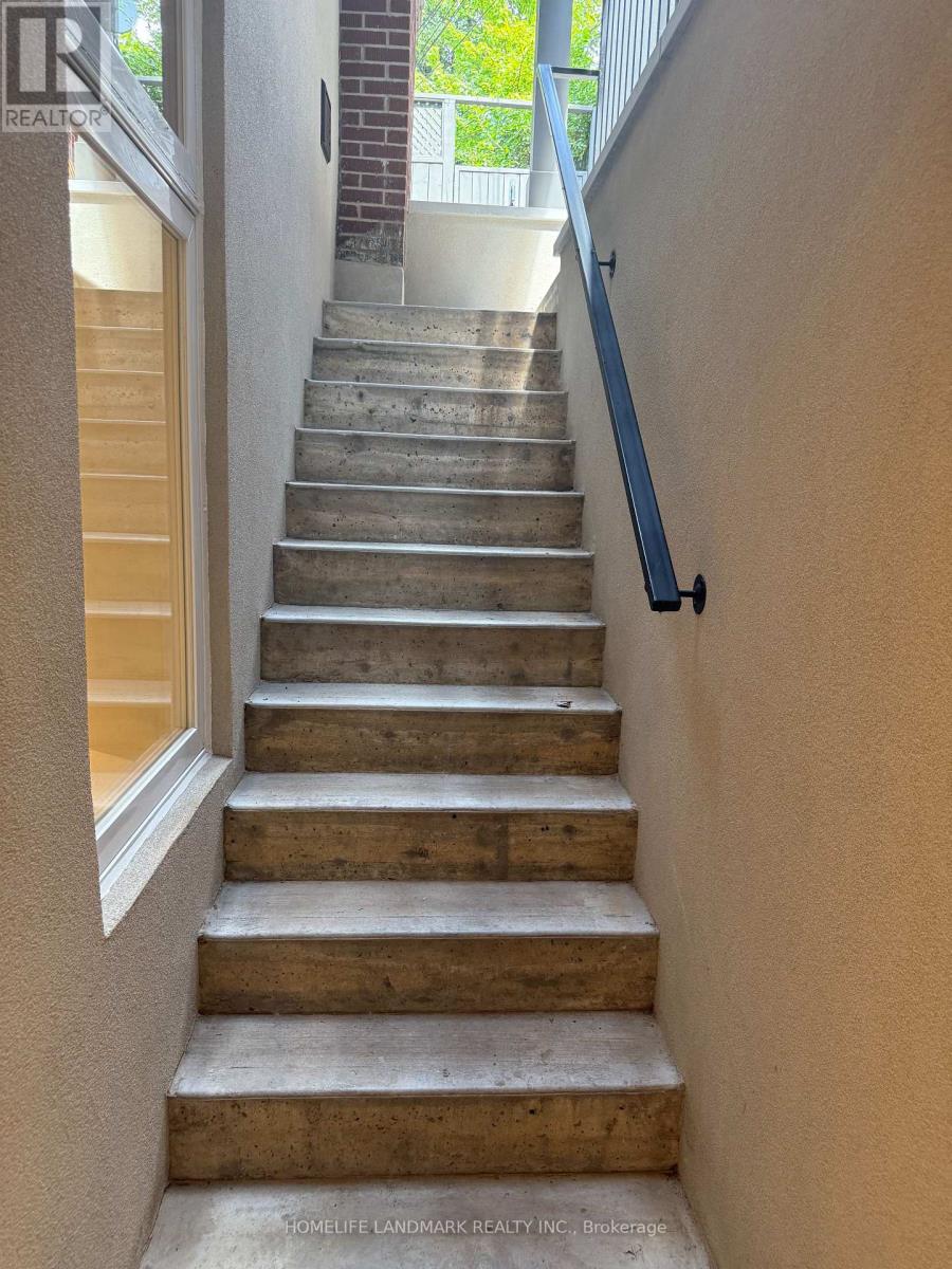1-80 Rockwell Avenue, Toronto, Ontario  M6N 1N8 - Photo 36 - W13634416