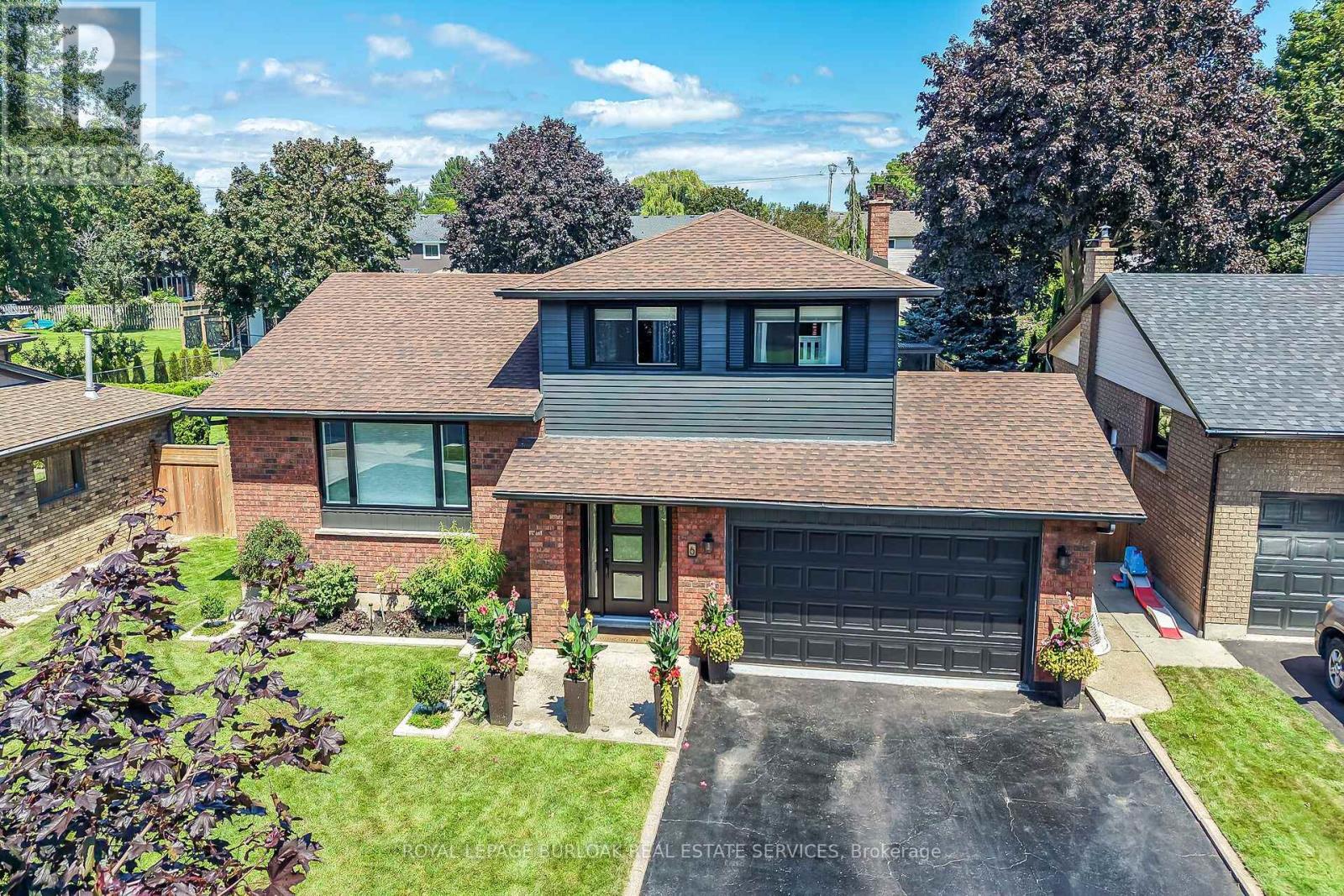 6 MARGARET AVENUE, Grimsby, Ontario