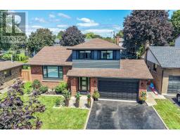 6 MARGARET AVENUE, Grimsby, Ontario