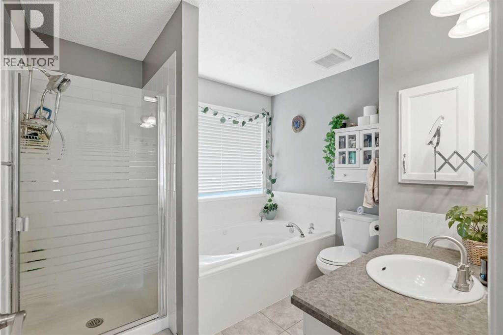 49 Shawbrooke Close Sw, Calgary, Alberta  T2Y 3A5 - Photo 16 - A2313399