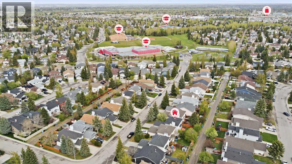 49 Shawbrooke Close Sw, Calgary, Alberta  T2Y 3A5 - Photo 2 - A2313399