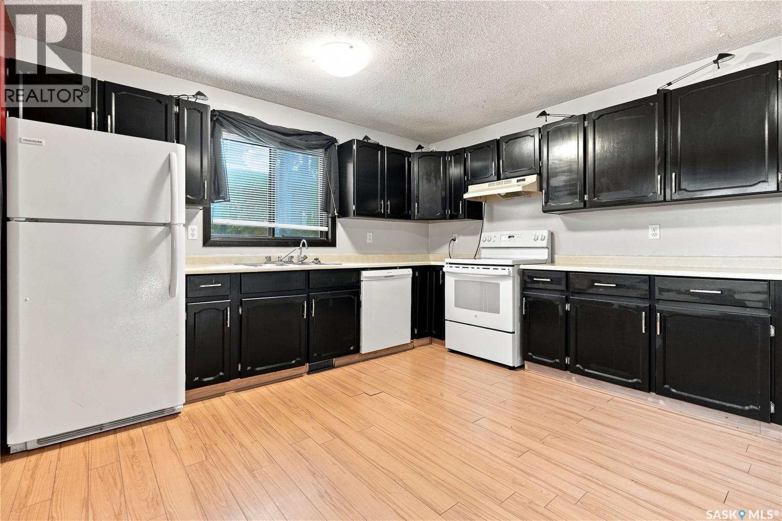 5907 Hague Crescent, Regina, Saskatchewan  S4X 3K6 - Photo 11 - SK046127