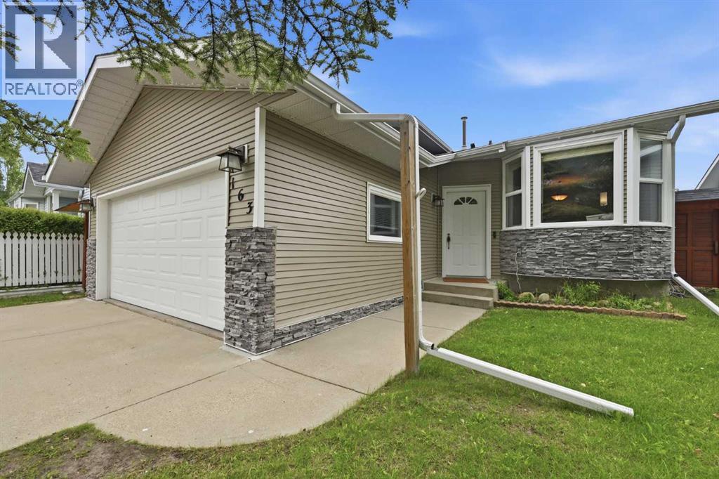 163 Macewan Meadow Way Nw, Calgary, Alberta  T3K 3J1 - Photo 2 - A2327849