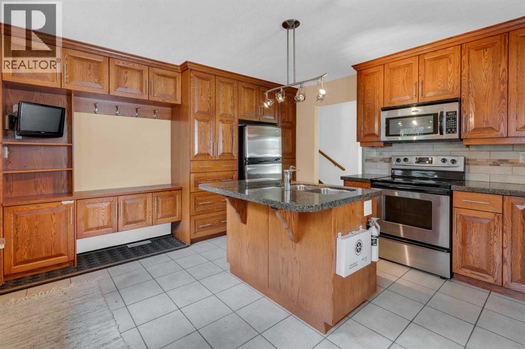 11224 Wilson Road SE, Calgary, Alberta  T2J 2E2 - Photo 9 - A2328801