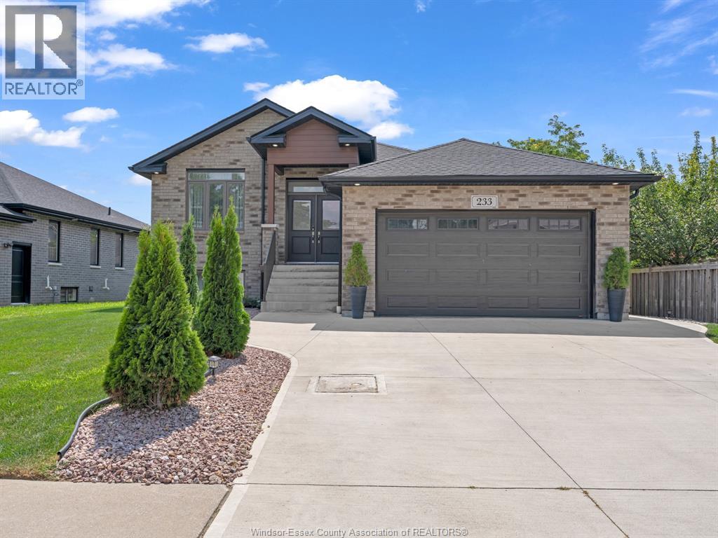 233 Sandybrook Way, Kingsville, Ontario N9Y 0A3 - Photo 1 - 26020462