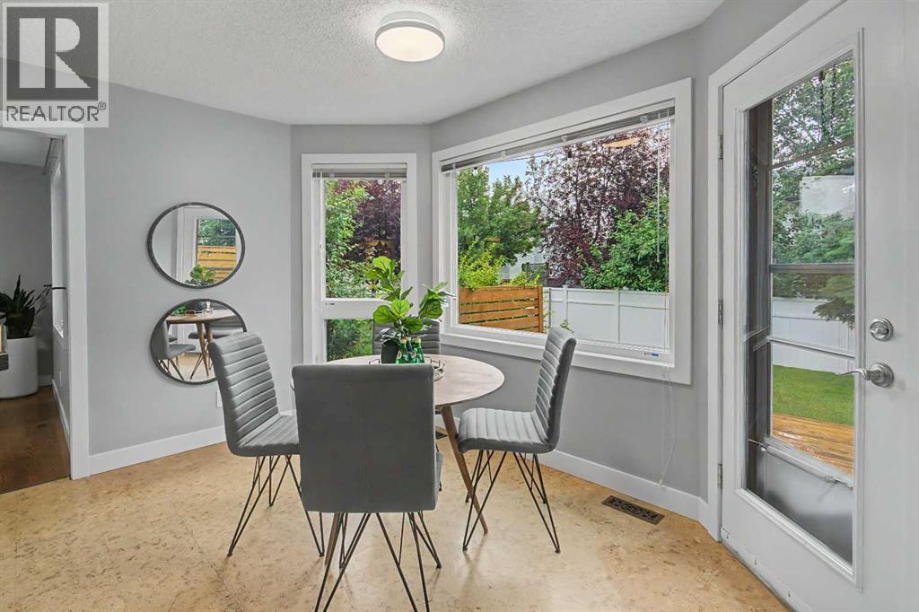 61 Wood Valley Road SW, Calgary, Alberta  T2W 5Y6 - Photo 13 - A2336262