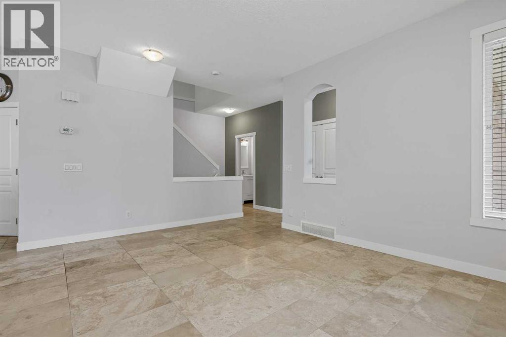 37 Cranleigh Heath SE, Calgary, Alberta  T3M 0E5 - Photo 6 - A2338210