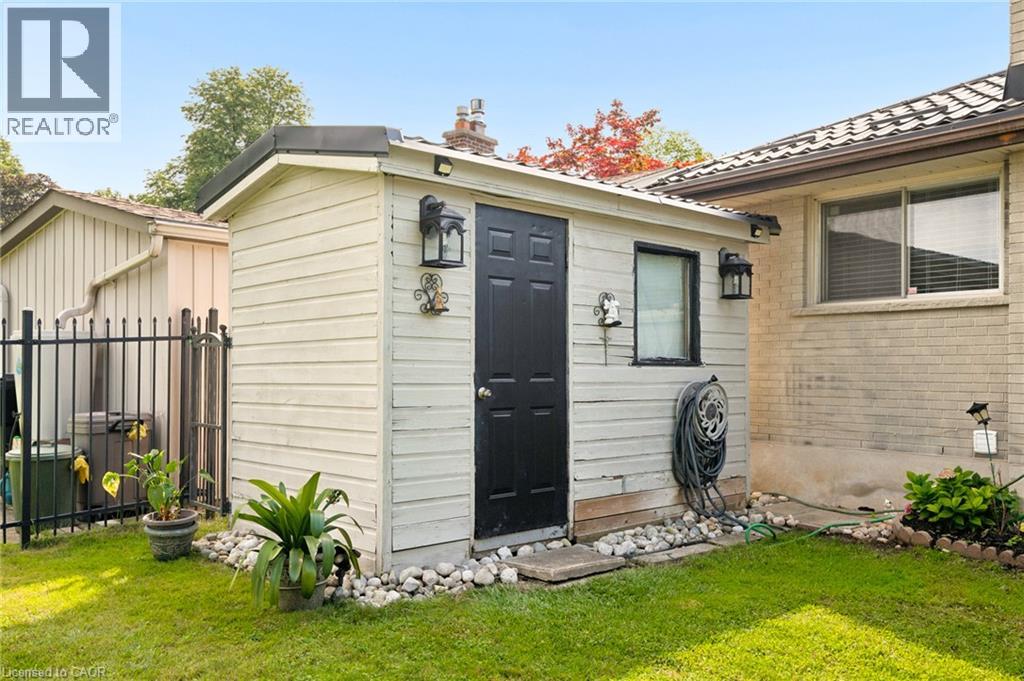 285 Stonybrook Drive, Kitchener, Ontario  N2M 4L8 - Photo 37 - 40856997