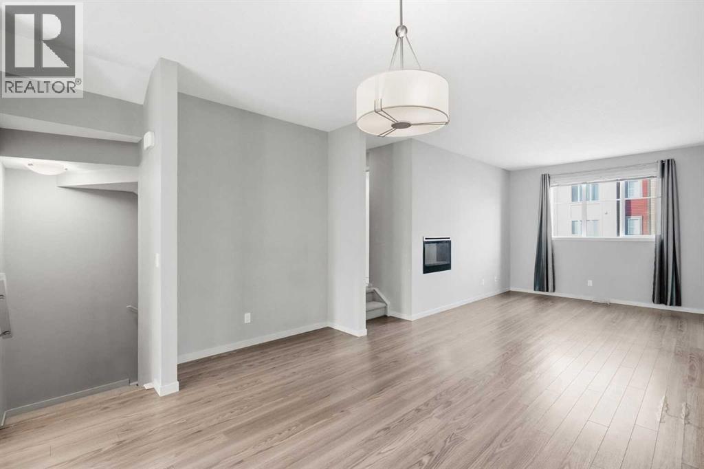 209 Copperpond Row SE, Calgary, Alberta  T2Z 1H2 - Photo 10 - A2339069