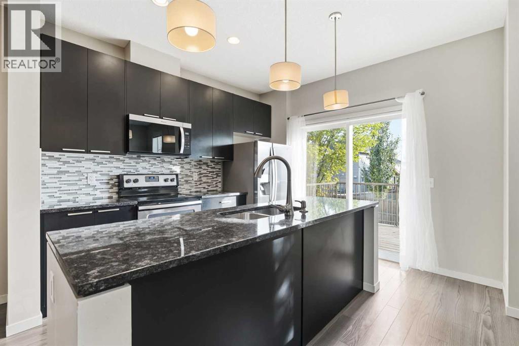 209 Copperpond Row SE, Calgary, Alberta  T2Z 1H2 - Photo 13 - A2339069