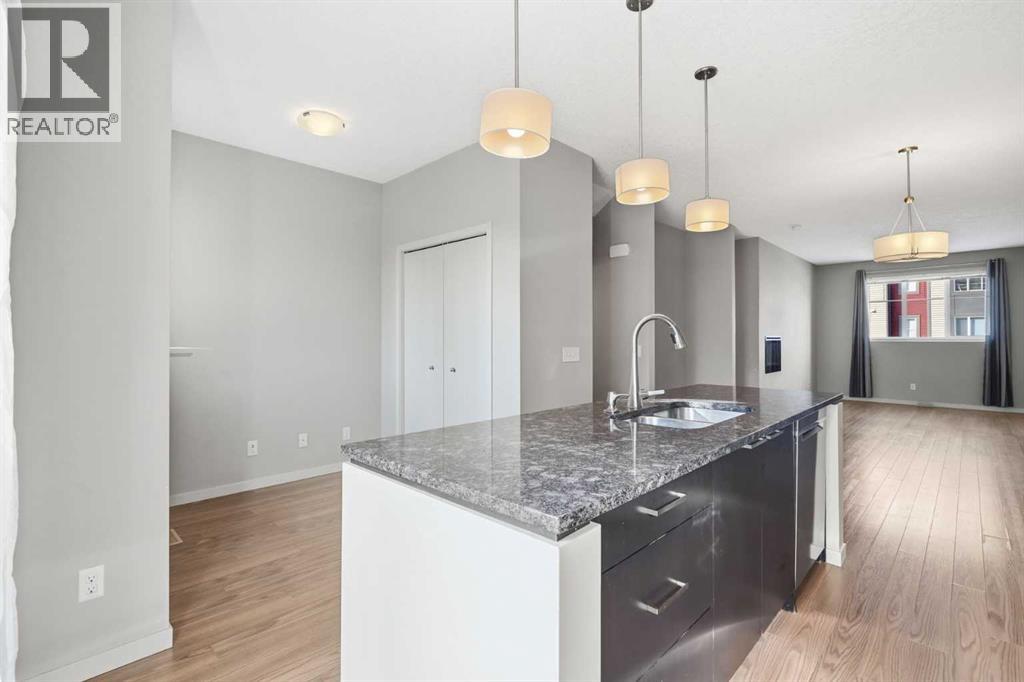 209 Copperpond Row SE, Calgary, Alberta  T2Z 1H2 - Photo 18 - A2339069