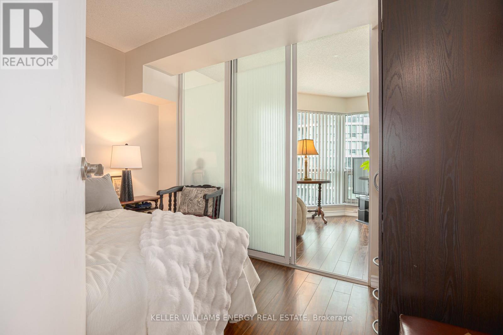 1604 - 10 Yonge Street, Toronto, Ontario M5E 1R4 - Photo 15 - C13700396