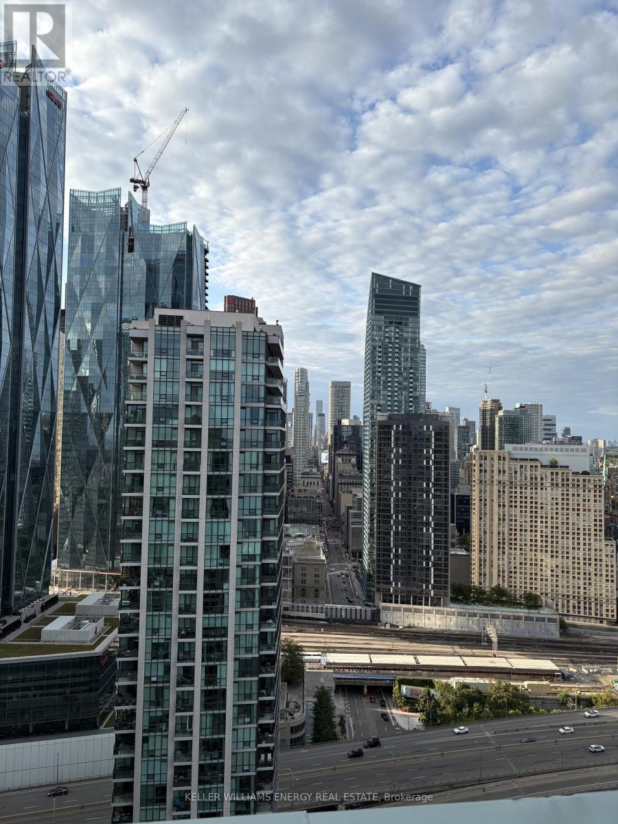 1604 - 10 Yonge Street, Toronto, Ontario M5E 1R4 - Photo 39 - C13700396