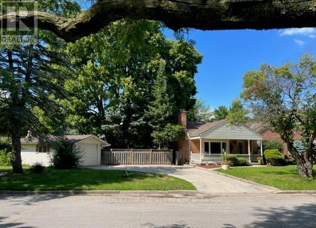 Upper - 6 Kirkton Court, London North, Ontario N5X 1T2 - Photo 2 - X13700412