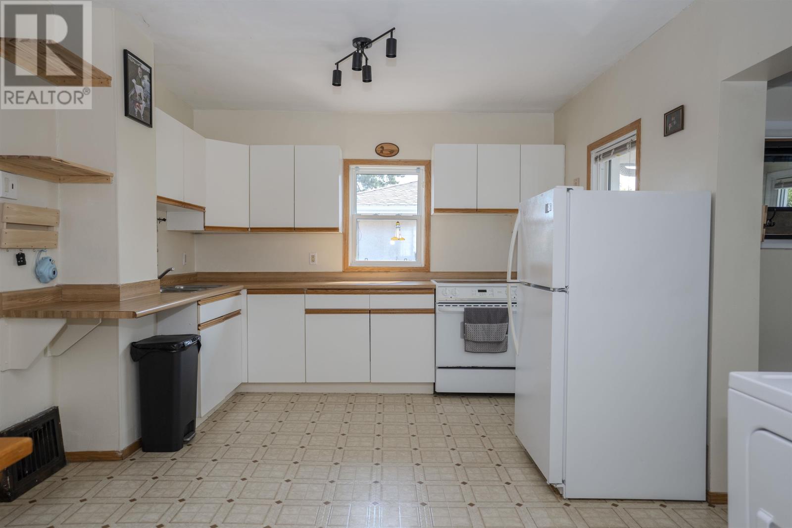 319 Lillian St, Thunder Bay, Ontario  P7A 1J1 - Photo 10 - TB2602398