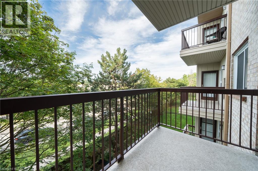 15 Hofstetter Avenue Unit# 318, Kitchener, Ontario  N2A 3Z7 - Photo 12 - 40856532