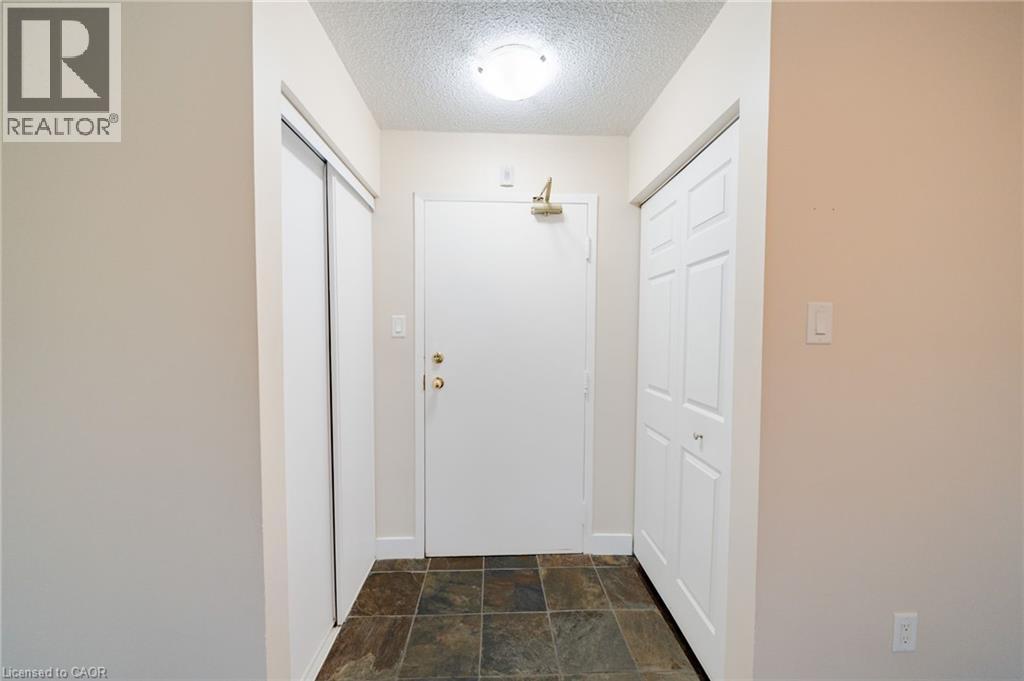15 Hofstetter Avenue Unit# 318, Kitchener, Ontario  N2A 3Z7 - Photo 6 - 40856532