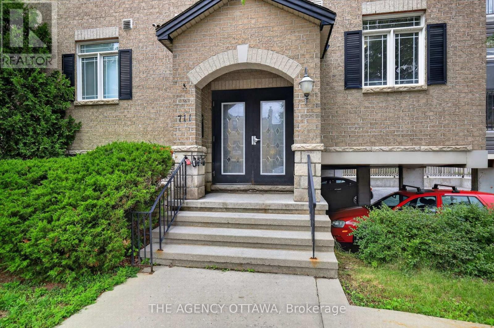 203 - 711 Churchill Avenue N, Ottawa, Ontario  K1Z 7J9 - Photo 2 - X13700284