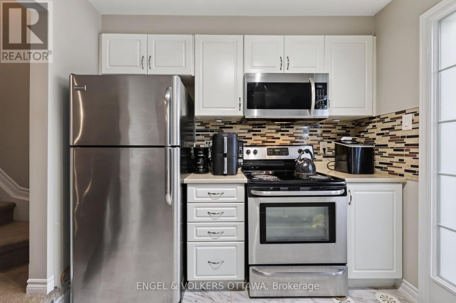 380 Sweet Grass Circle, Ottawa, Ontario  K2J 5W9 - Photo 5 - X13700492