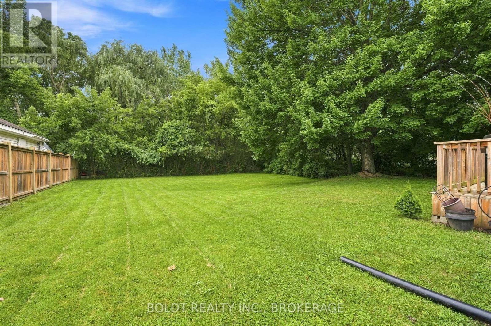 8166 Thorold Stone (Main) Road, Niagara Falls, Ontario  L2H 1A6 - Photo 15 - X13700452