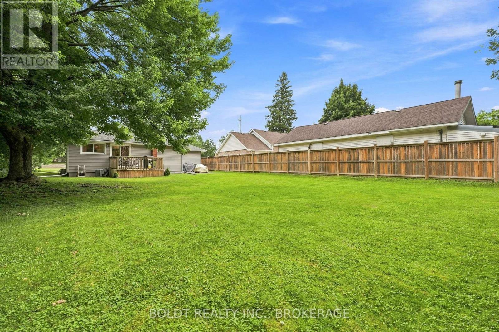 8166 Thorold Stone (Main) Road, Niagara Falls, Ontario  L2H 1A6 - Photo 16 - X13700452