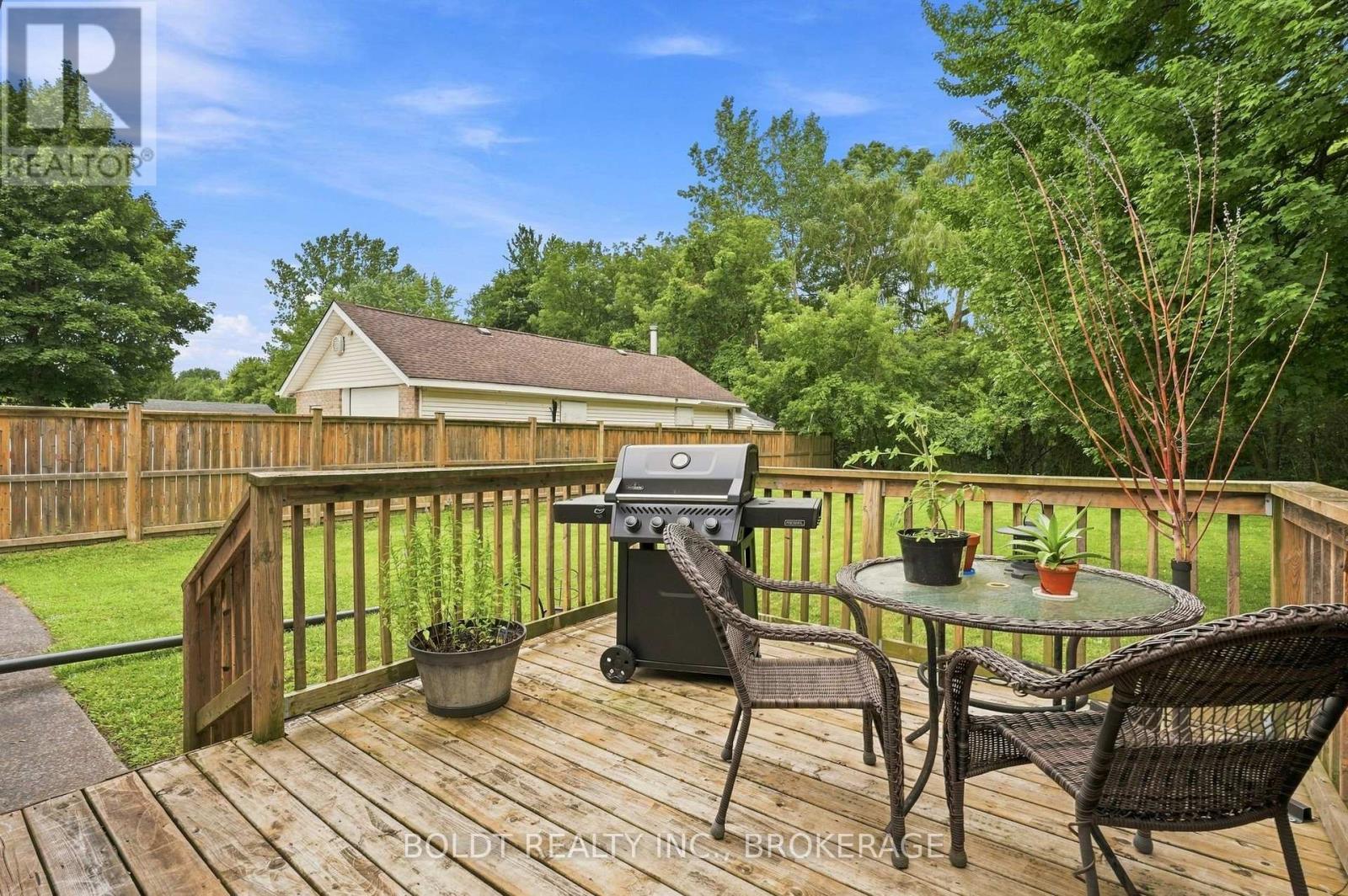 8166 Thorold Stone (Main) Road, Niagara Falls, Ontario  L2H 1A6 - Photo 17 - X13700452