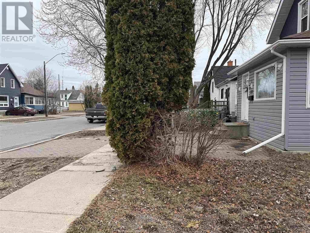 520 Brodie St N, Thunder Bay, Ontario  P7C 3T6 - Photo 3 - TB2602458