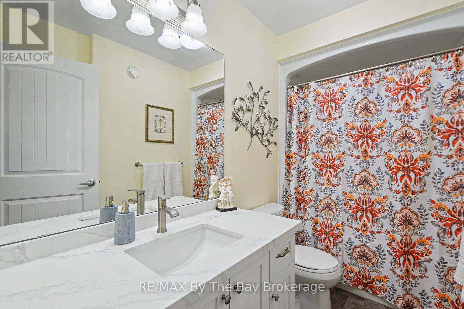 148 New York Avenue, Wasaga Beach, Ontario  L9Z 3A8 - Photo 11 - S13698982