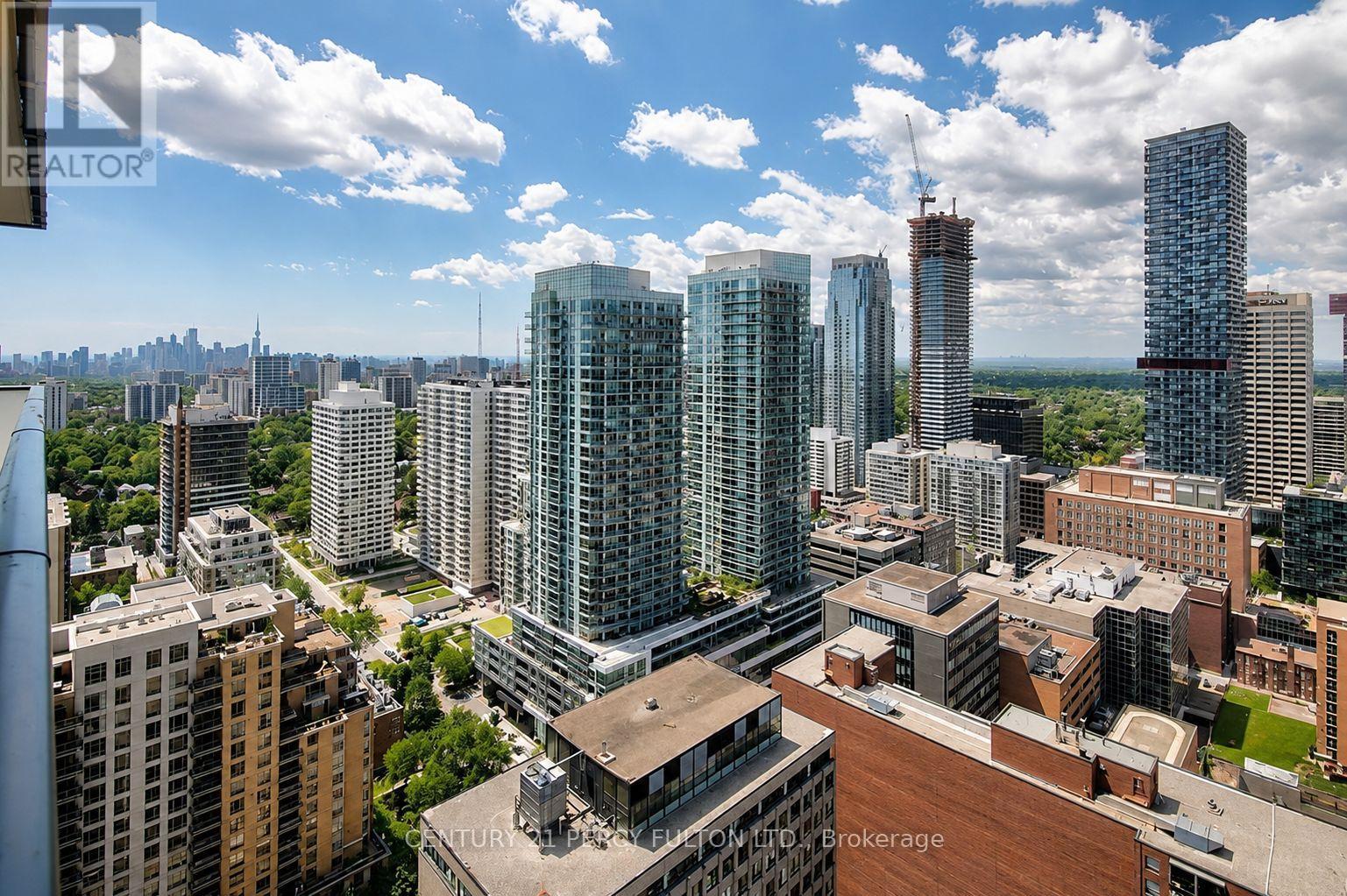 161 ROEHAMPTON AVENUE, Toronto, Ontario
