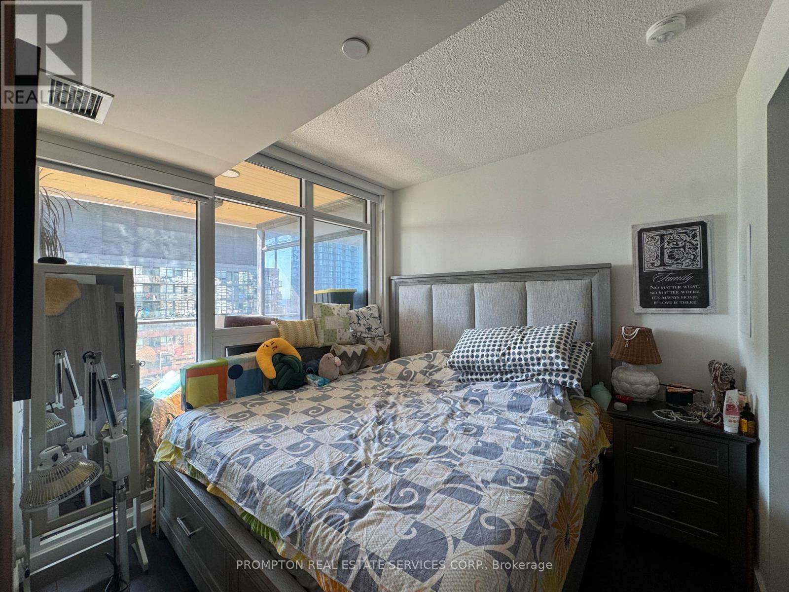 3 Concord Cityplace Way, Toronto, Ontario M5V 0X4 - Photo 3 - C13700458