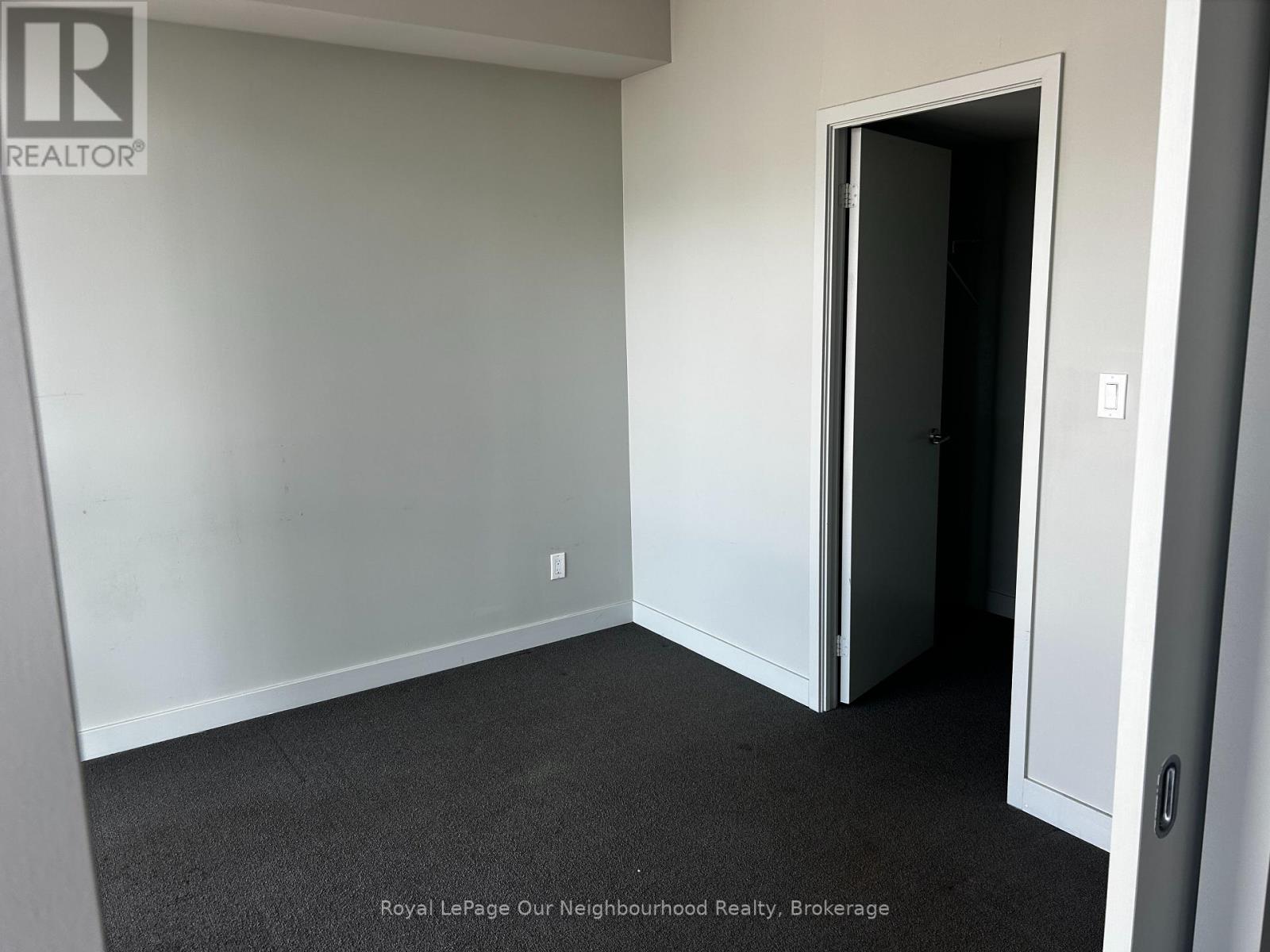 2106 - 126 Simcoe Street, Toronto, Ontario M5H 4E6 - Photo 11 - C13700474