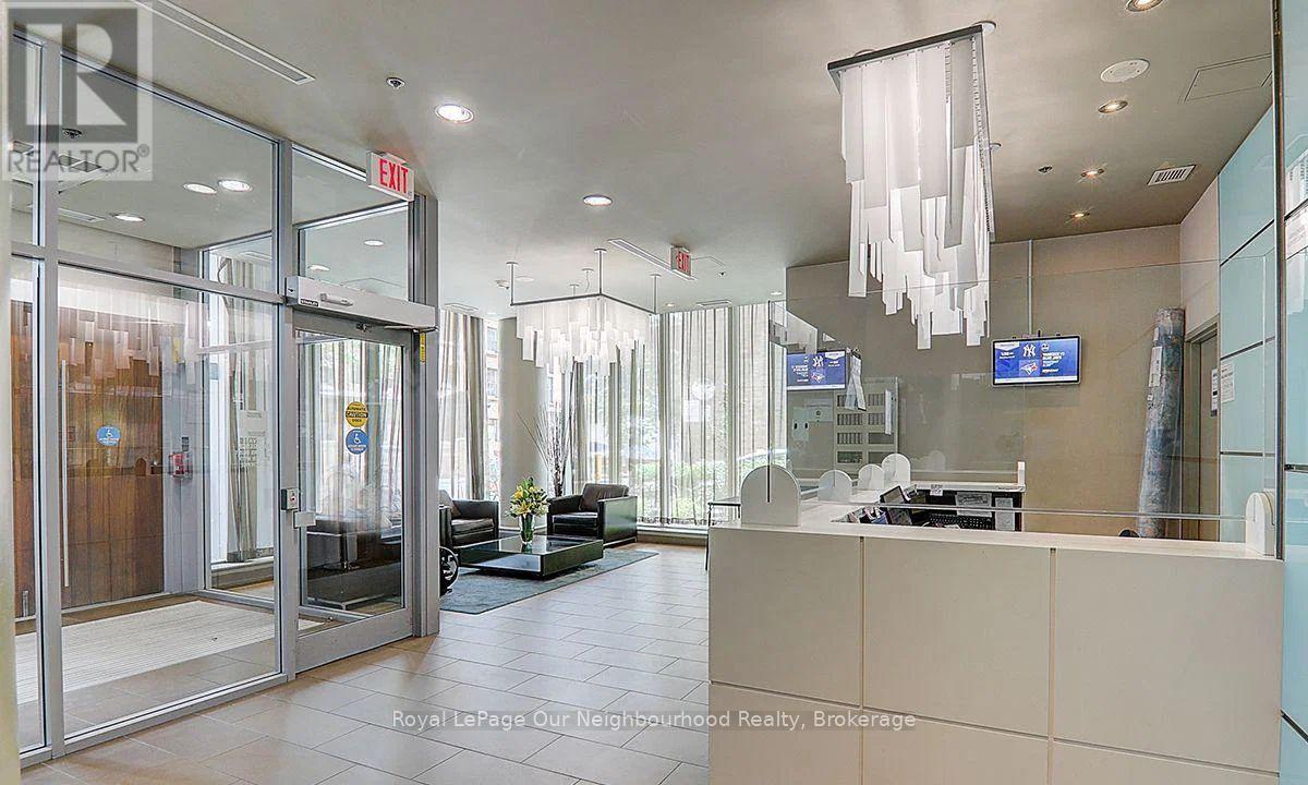 2106 - 126 Simcoe Street, Toronto, Ontario M5H 4E6 - Photo 6 - C13700474