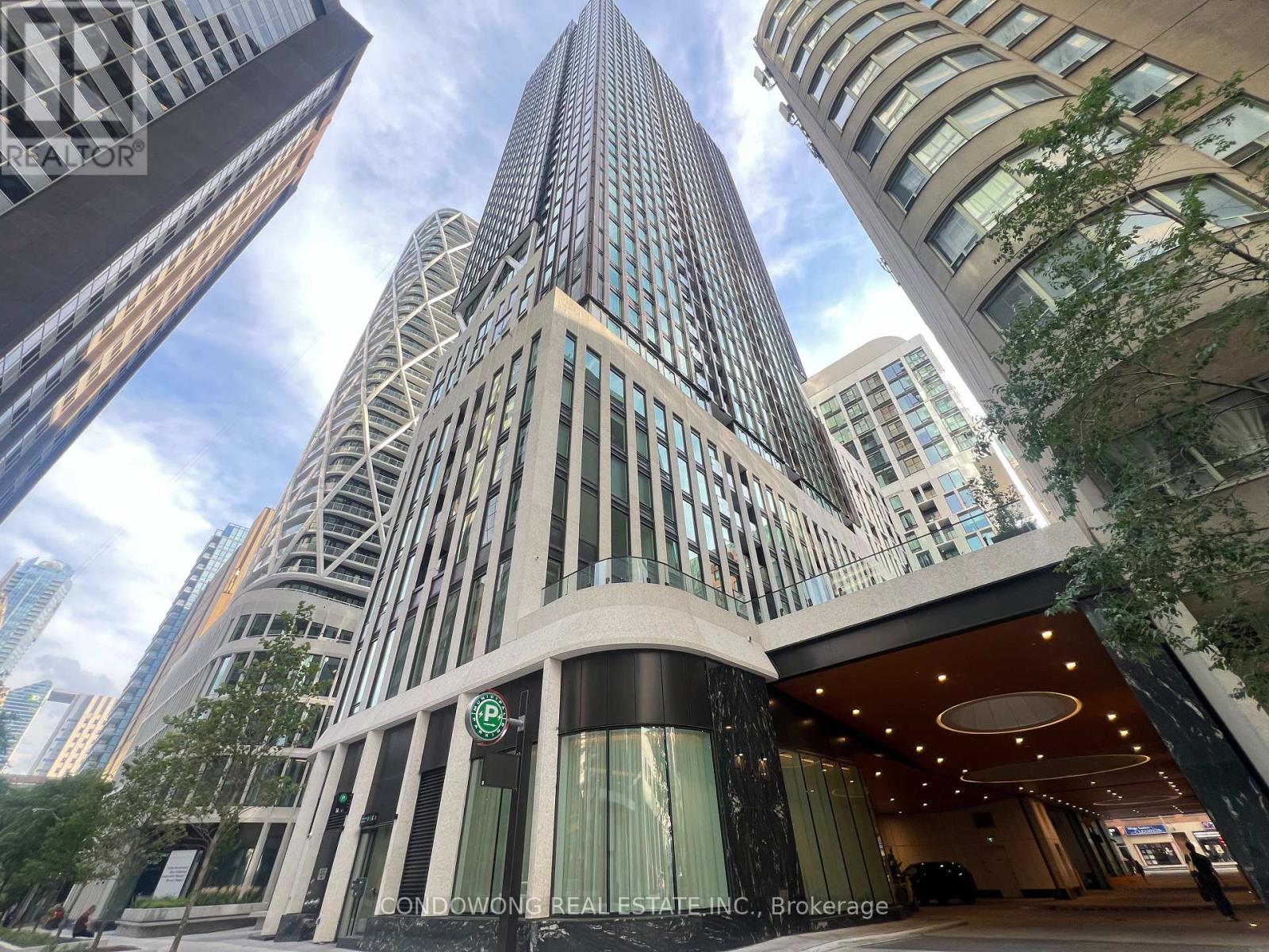 3307 - 238 SIMCOE STREET, Toronto, Ontario