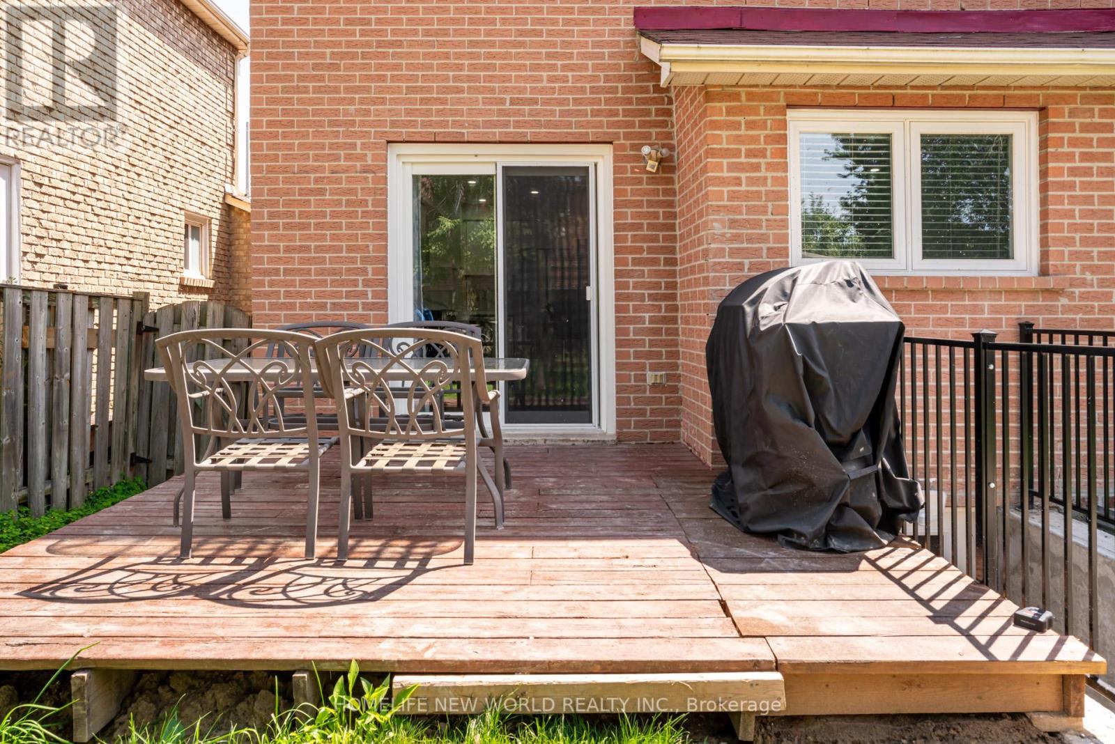 89 Chatfield Drive, Ajax, Ontario L1T 2J4 - Photo 29 - E13700290