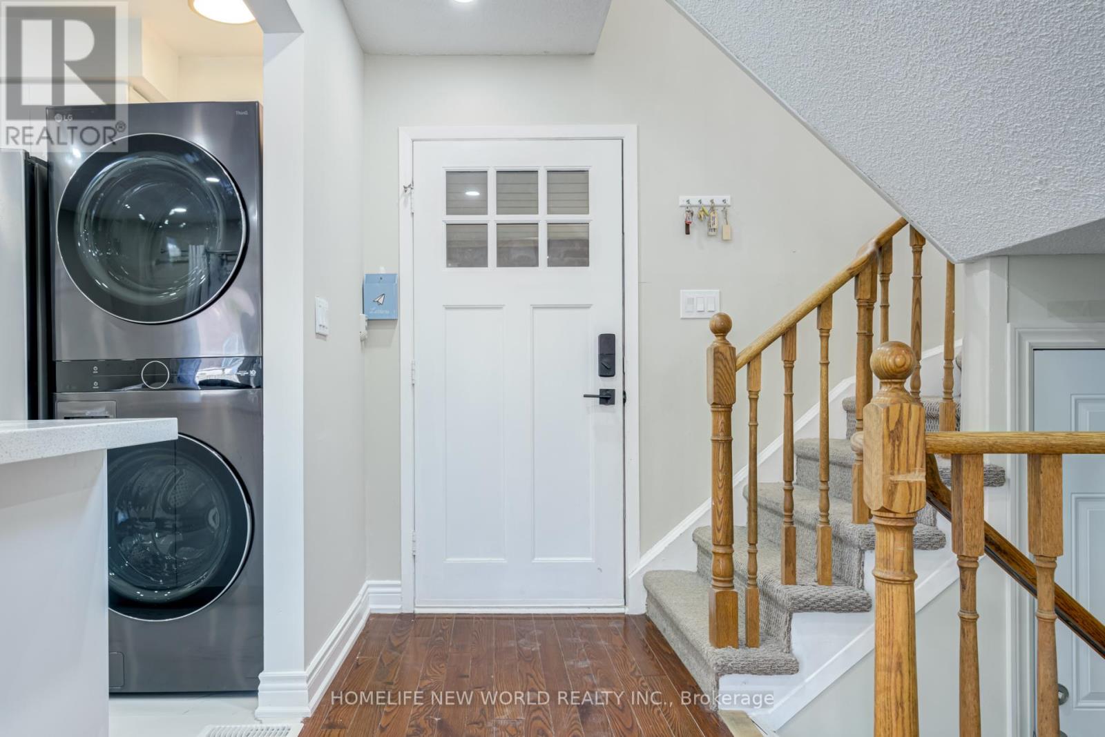 89 Chatfield Drive, Ajax, Ontario L1T 2J4 - Photo 7 - E13700290