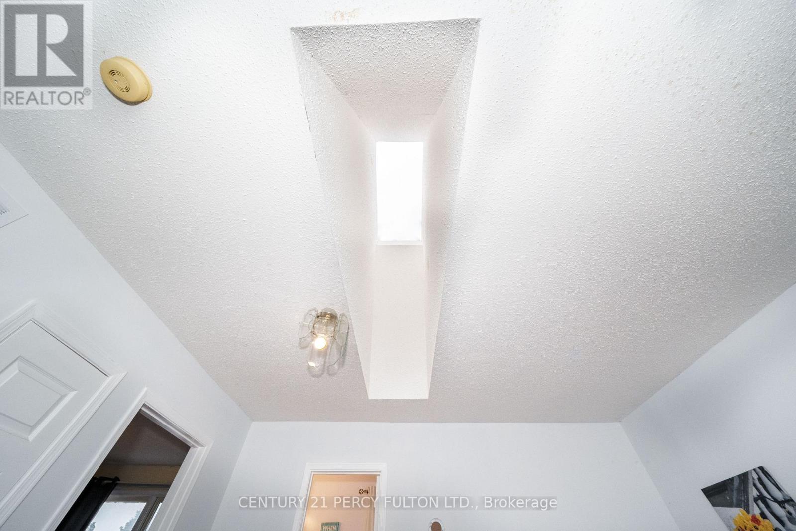 1951 Rosebank Road, Pickering, Ontario  L1V 1P7 - Photo 24 - E13700418