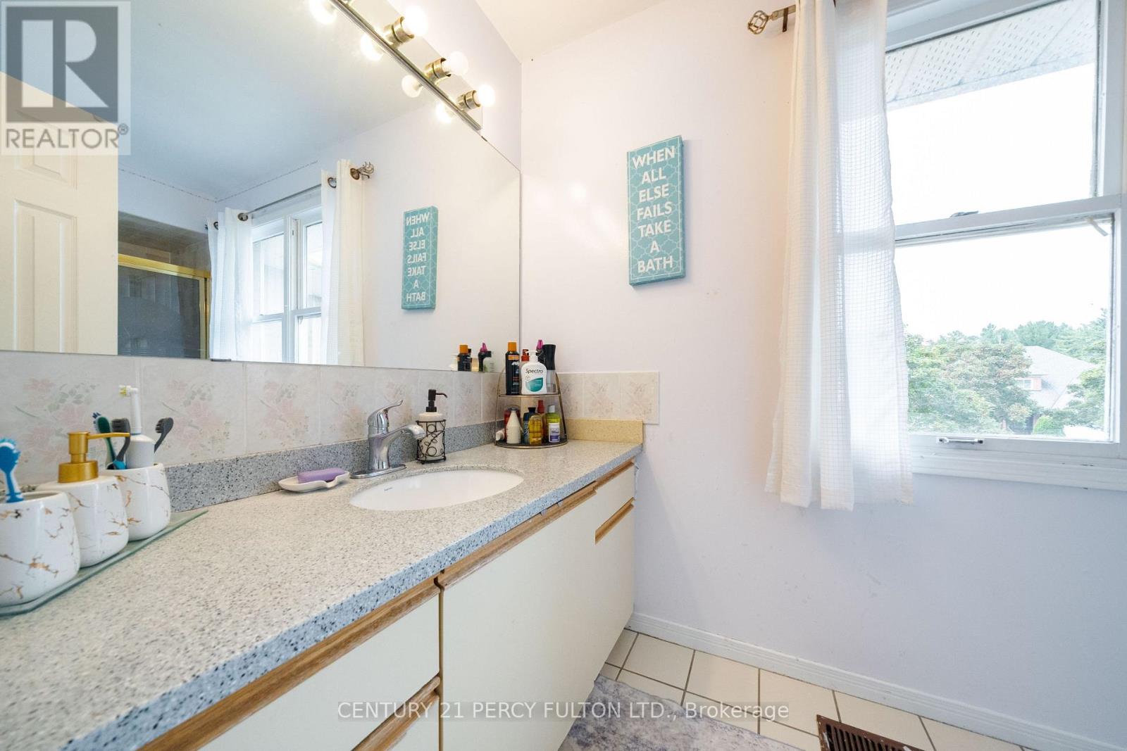 1951 Rosebank Road, Pickering, Ontario  L1V 1P7 - Photo 34 - E13700418