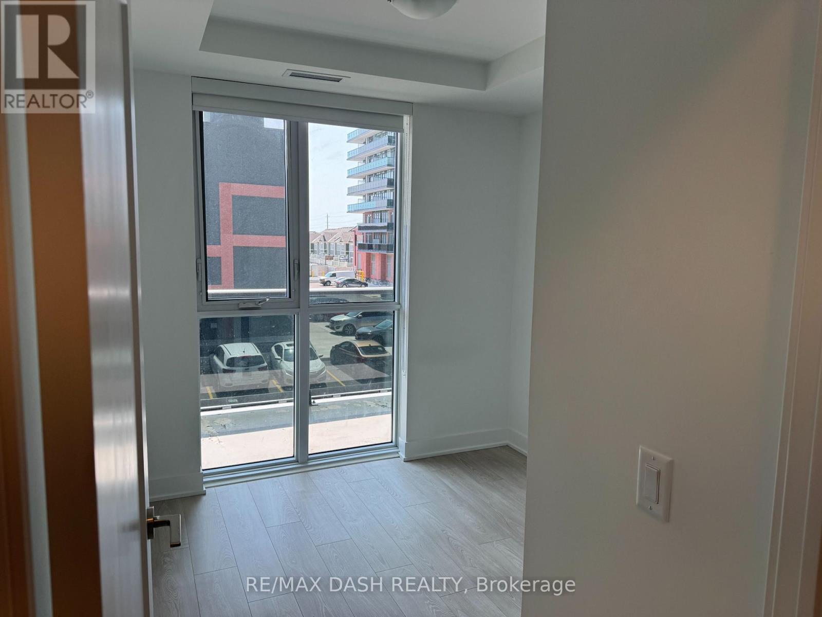 824 - 2545 Simcoe Street N, Oshawa, Ontario  L1L 0W3 - Photo 5 - E13700530