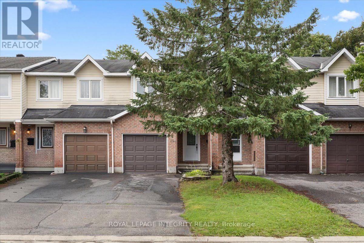 69 Royal Field Crescent, Ottawa, Ontario  K2J 4C9 - Photo 1 - X13638046