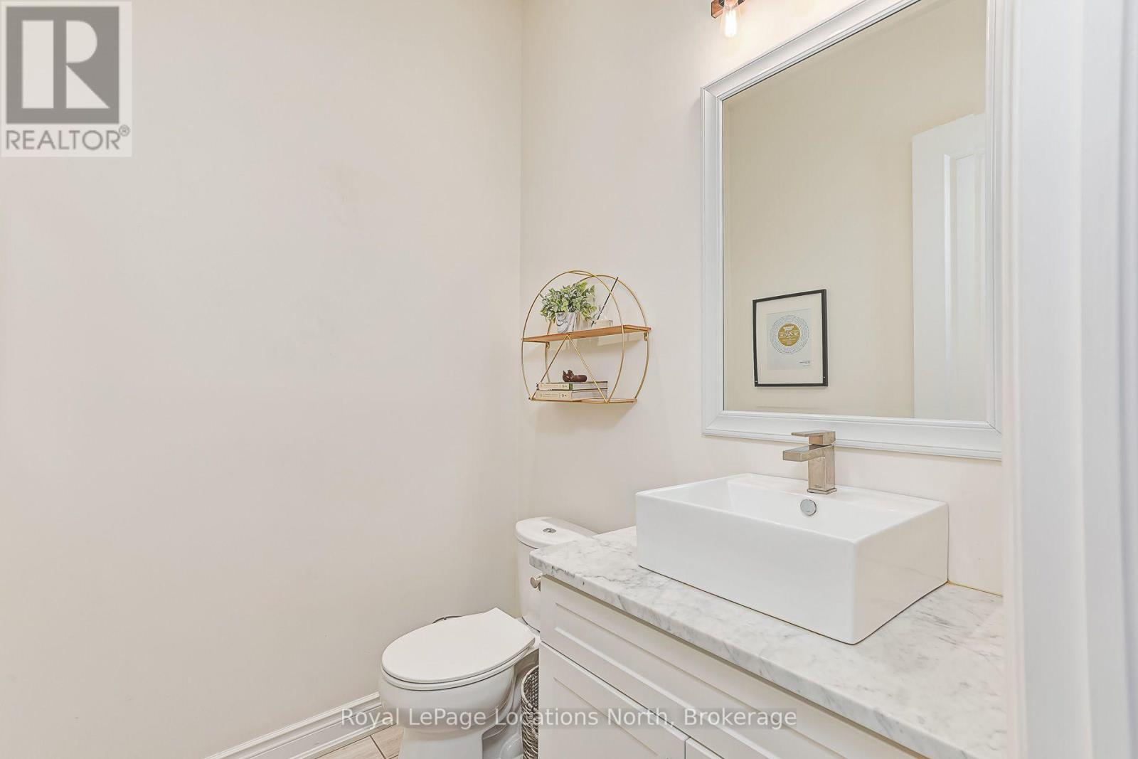 26 Spruce Street, Tiny, Ontario  L0L 1P1 - Photo 10 - S13700524