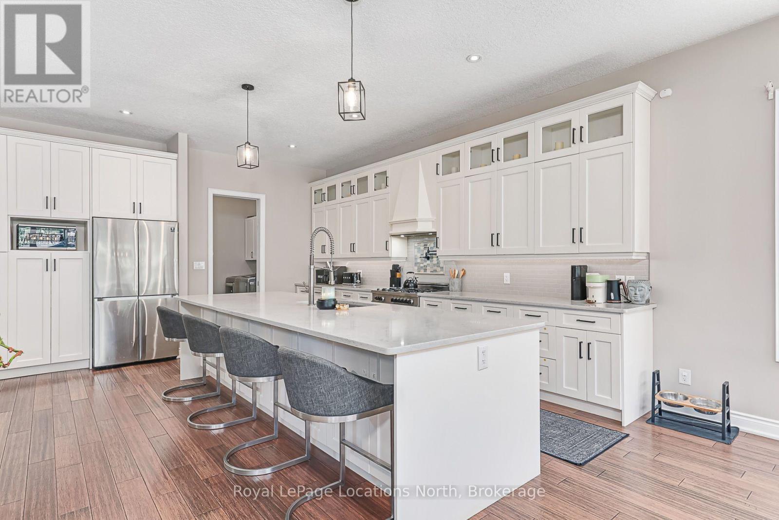 26 Spruce Street, Tiny, Ontario  L0L 1P1 - Photo 14 - S13700524