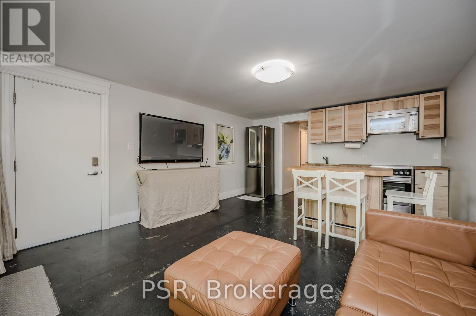 Lower A - 76 Thirty Fifth Street N, Toronto (Long Branch), Ontario  M8W 3K4 - Photo 5 - W13700550