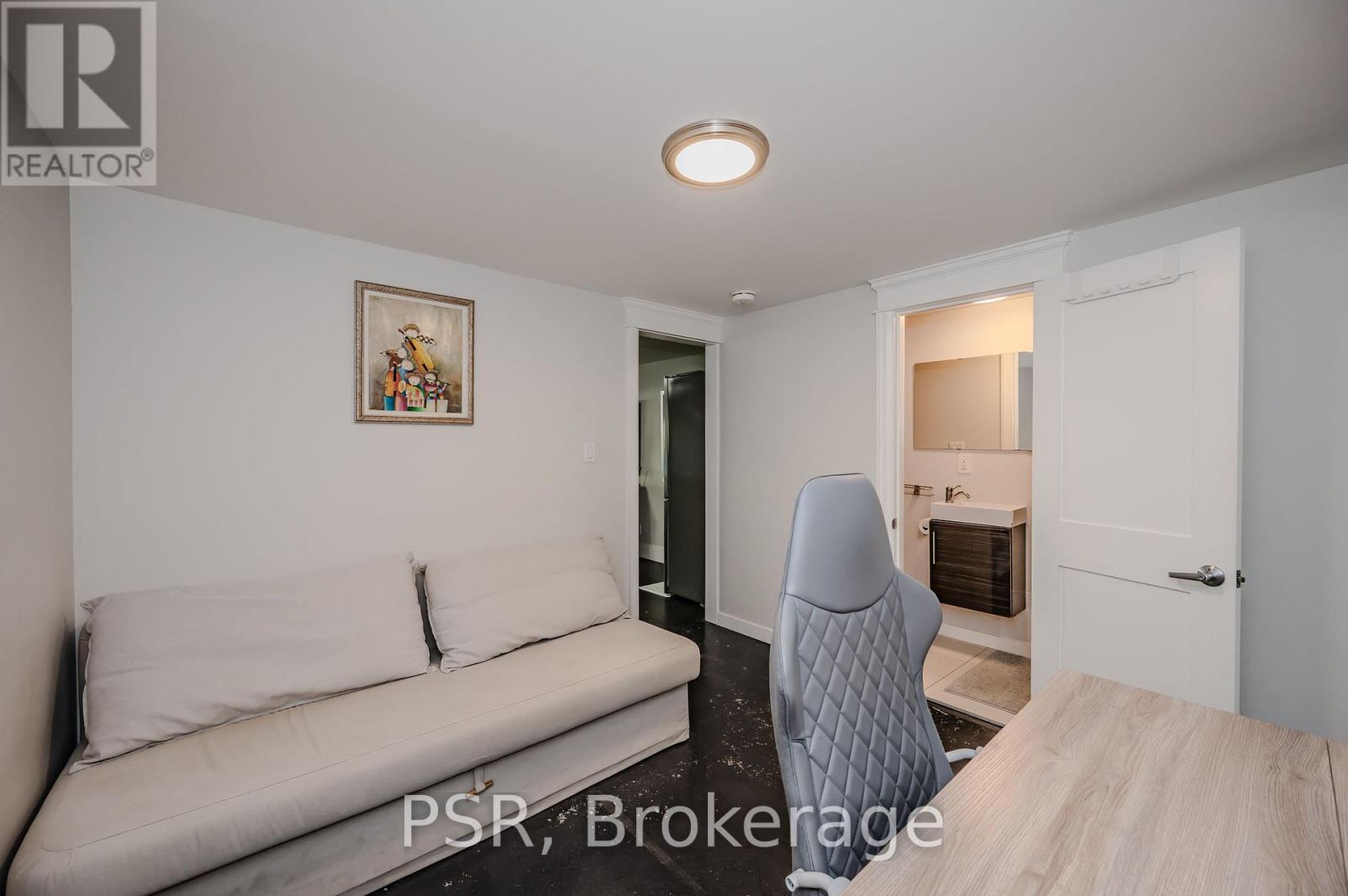 Lower A - 76 Thirty Fifth Street N, Toronto (Long Branch), Ontario  M8W 3K4 - Photo 8 - W13700550