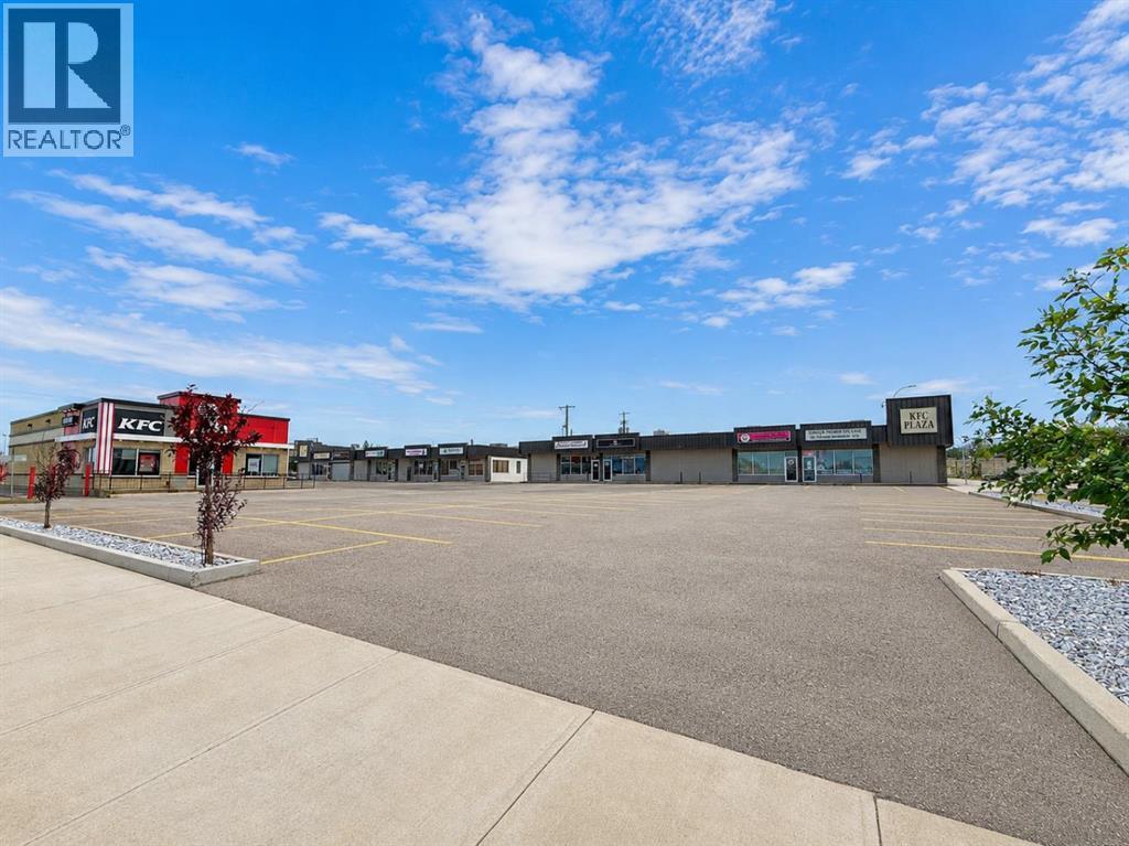 10811 100 Street, Grande Prairie, Alberta  T8V 2M7 - Photo 4 - A2338339