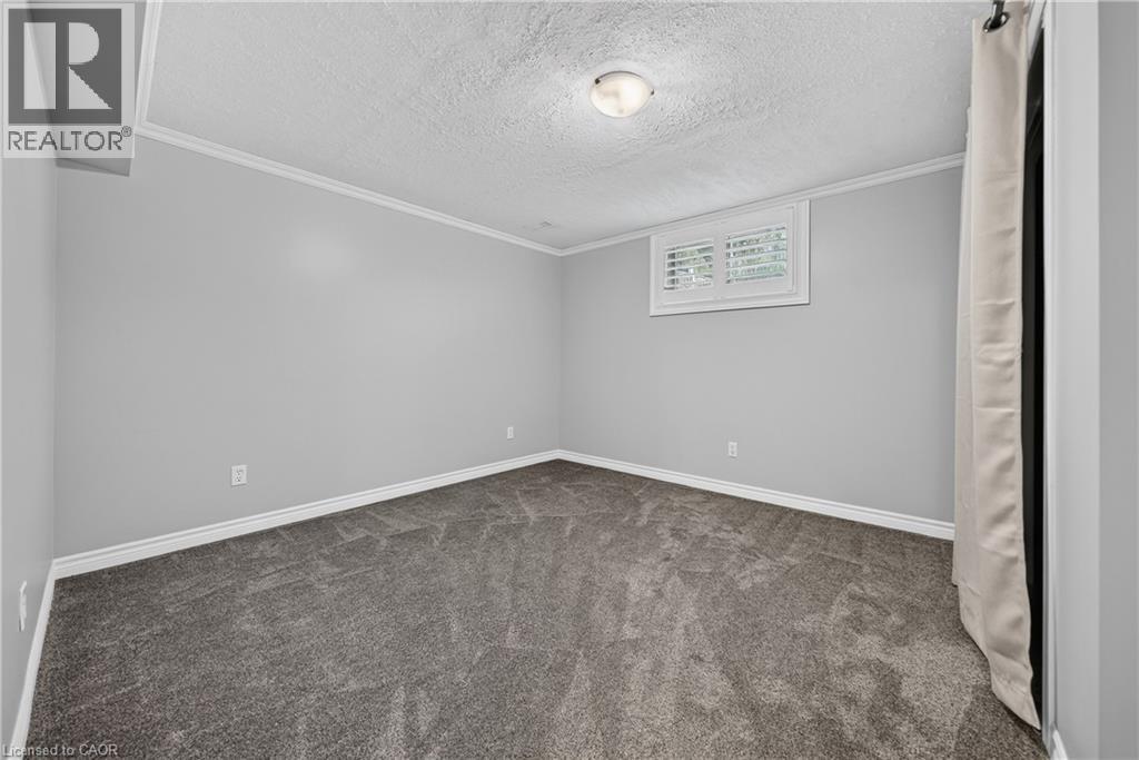 457 Eastbridge Boulevard, Waterloo, Ontario  N2K 3Y4 - Photo 35 - 40857499