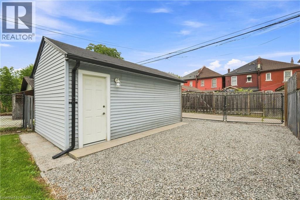 241 Rosslyn Avenue N, Hamilton, Ontario  L8L 7P9 - Photo 28 - 40856724