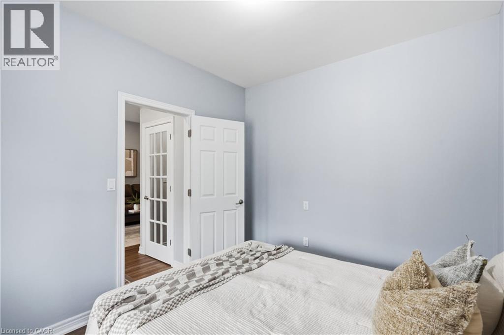 241 Rosslyn Avenue N, Hamilton, Ontario  L8L 7P9 - Photo 5 - 40856724
