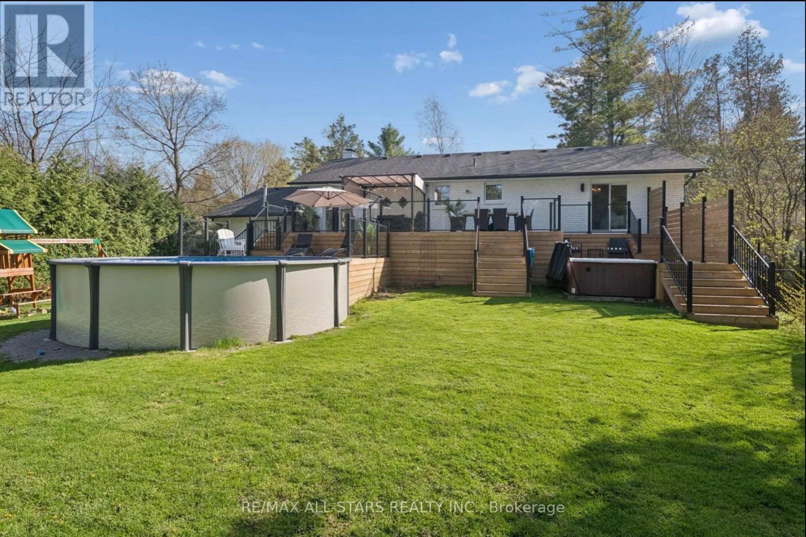 127 Pinecrest Road, Georgina, Ontario  L0E 1N0 - Photo 35 - N13700276