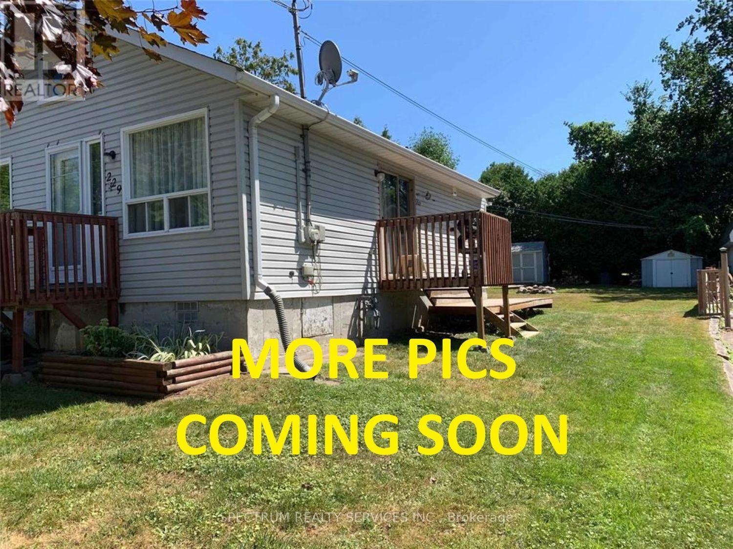 229 Pine Beach Drive, Georgina, Ontario  L4P 2V7 - Photo 2 - N13700304