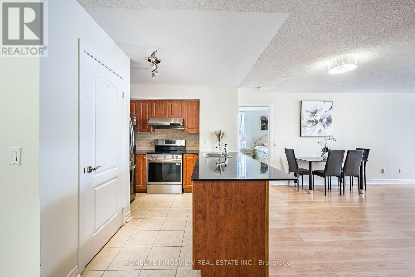807 - 60 Disera Drive, Vaughan, Ontario  L4J 9G1 - Photo 11 - N13700322